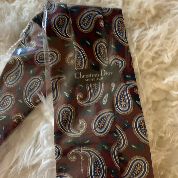 Dior Other - CHRISTIAN DIOR Vintage Paisley Tie